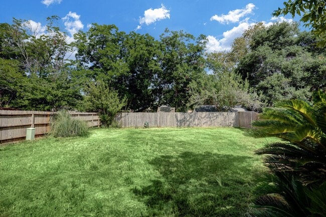 Building Photo - Home in Cypress for Lease! Move-in Ready!