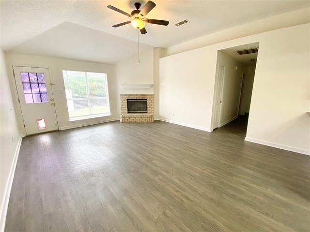Building Photo - 6008 Castanada Dr