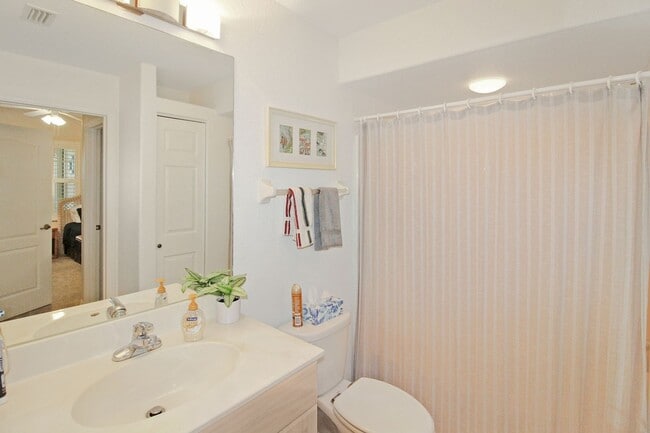 Building Photo - 1103 L Pavia Blvd