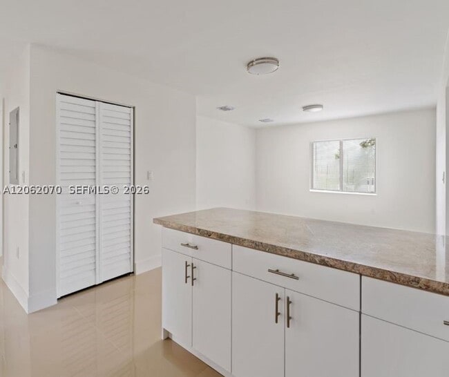 Building Photo - 2540 NW 51st St
