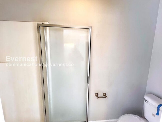 Building Photo - 93 Rosebud Cir