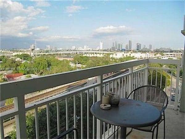 Building Photo - 816 NW 11th St