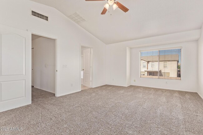 Building Photo - 2432 W Blue Sky Dr