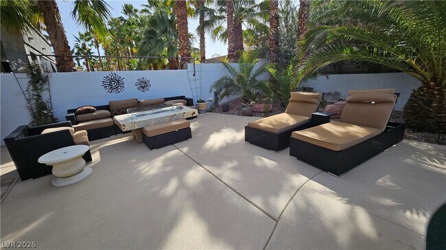 Building Photo - 2101 Grand Island Ct