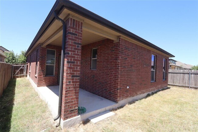 Building Photo - 17009 Gibbons Path