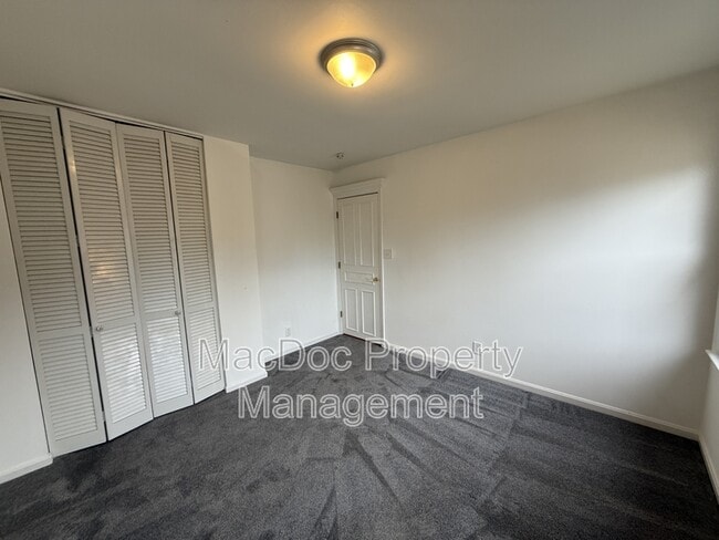 Building Photo - 12009 Stansbury Dr