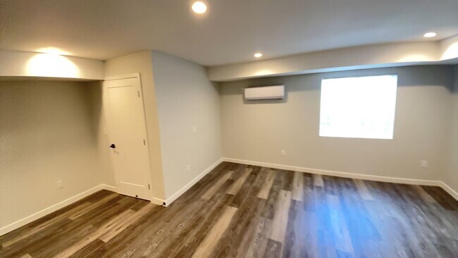 Interior Photo - 14056 Valleyheart