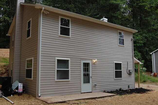 Building Photo - 1940 Nelson Mill Rd