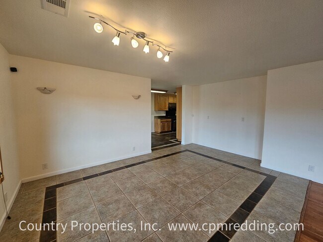 Building Photo - Amazing Short-Term Housing Opportunity in a Custom 4-Bedroom House!