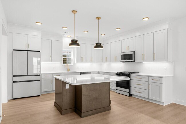 Building Photo - 113 ARBOR RIDGE CIR