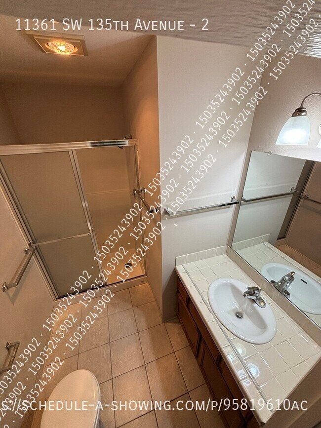 Building Photo - 11361 SW 135th Ave