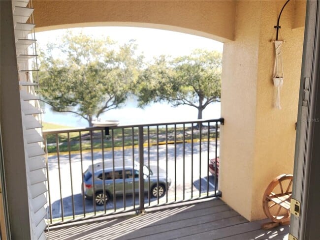 Building Photo - 16530 Cedar Crest Dr