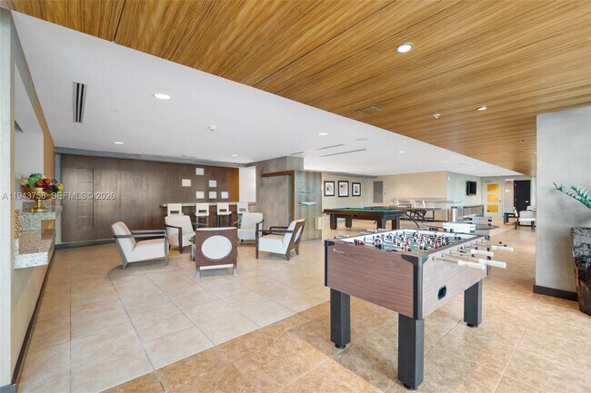 Building Photo - 60 SW 13th St