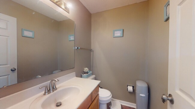 Building Photo - 2716 Stone Valley Dr