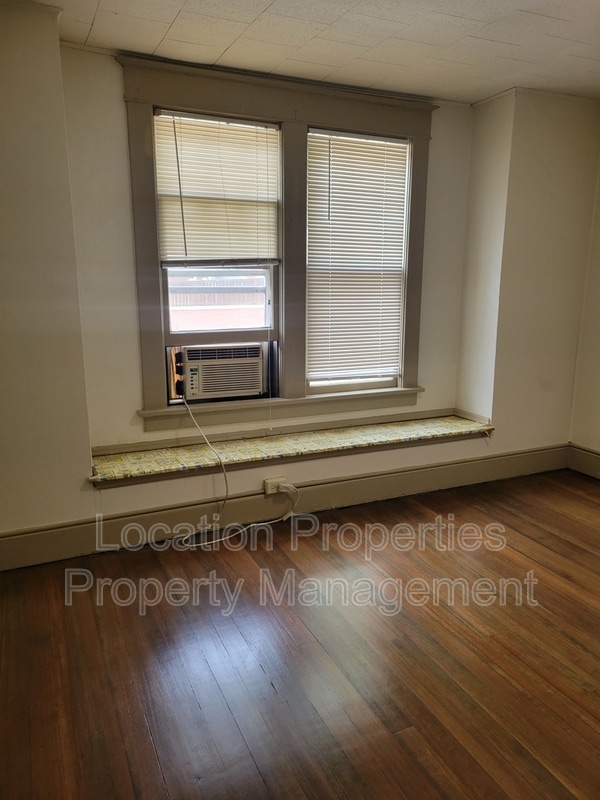 Building Photo - 1244 Louisiana St