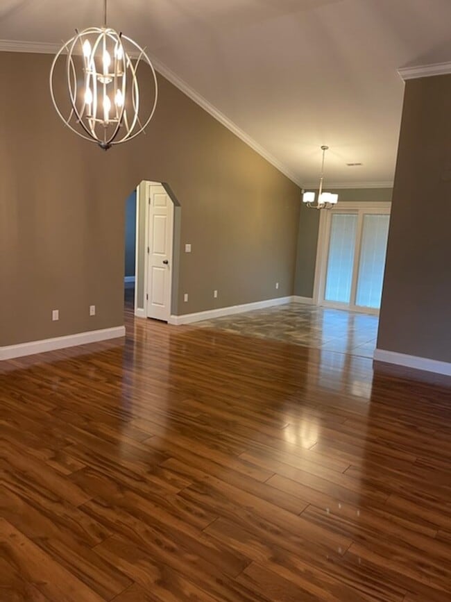 Building Photo - Location Location Location!!!