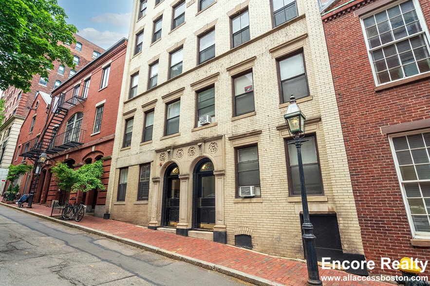 Building Photo - 44a Joy St. Unit 3