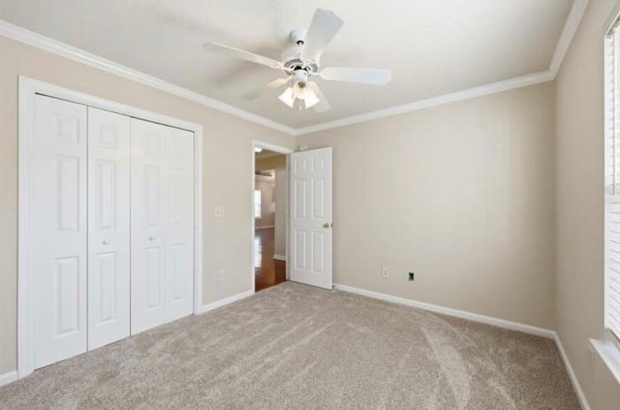 Building Photo - 1193 Jumper Trail Cir