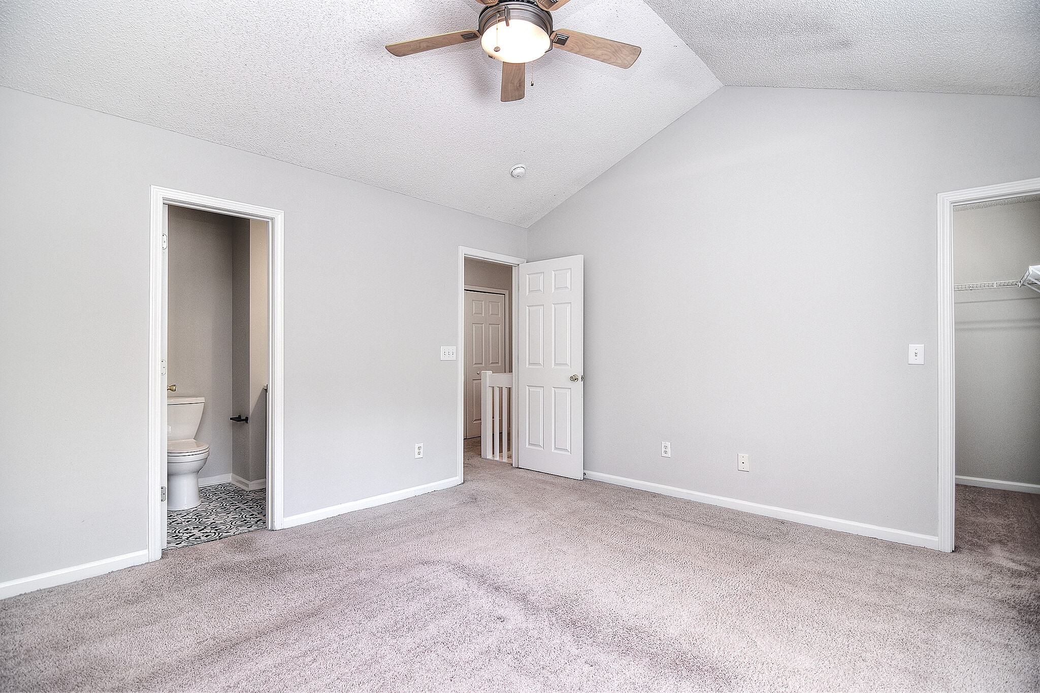 Building Photo - 8339 Christmas Ct
