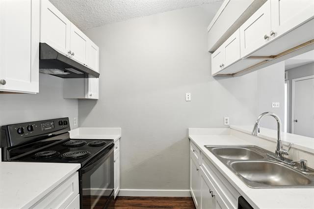 Building Photo - 1214 High Mesa Dr