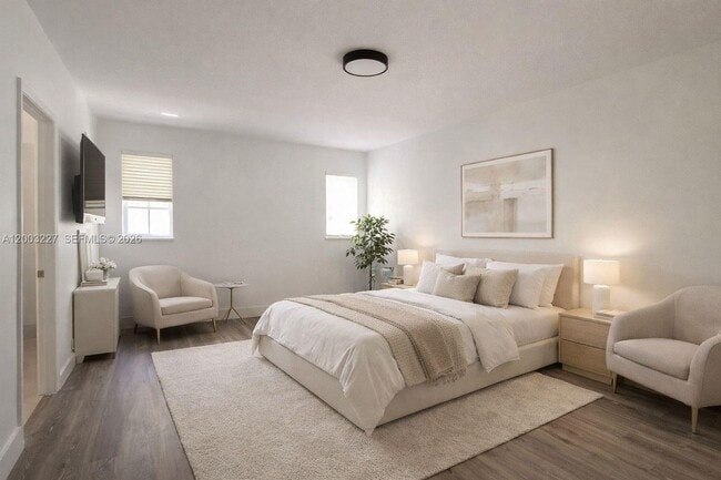 Building Photo - 10770 NW 74th St