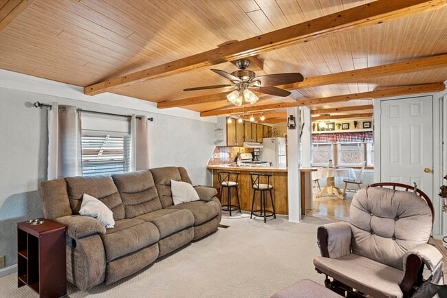 Building Photo - 17 Irene Ave