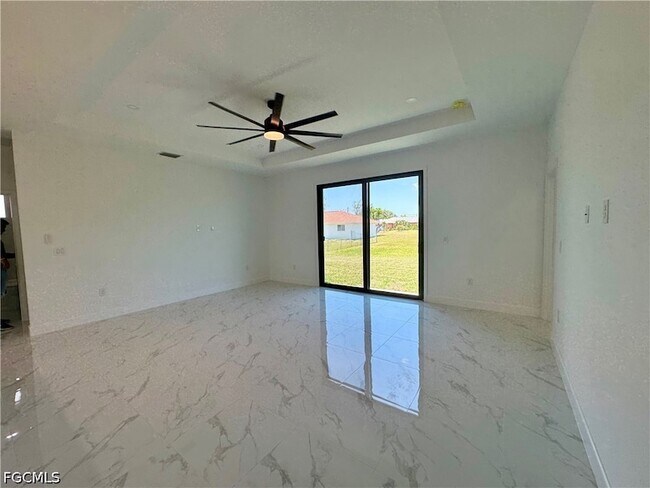 Building Photo - 1208 NW 25th Pl