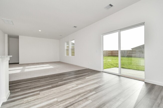 Building Photo - 5902 Bright Keel Dr