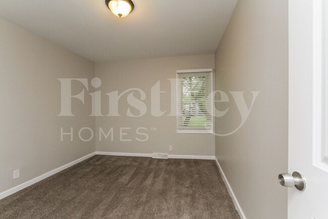 Building Photo - 21939 Millard Ave