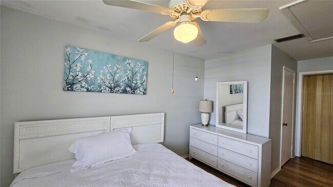 Building Photo - 4354 Tahitian Gardens Cir