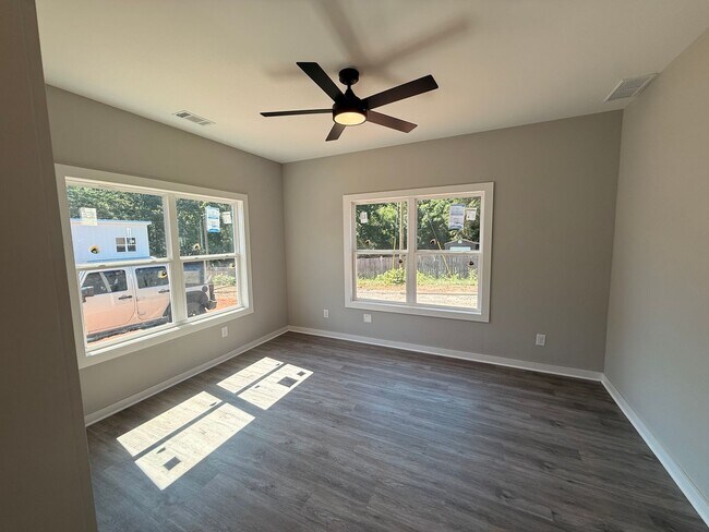 Building Photo - Brand-New Construction | 4 Bed / 3 Bath