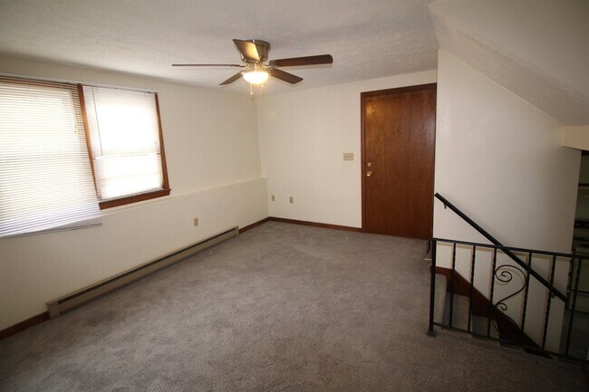 Building Photo - 84 Franklin St