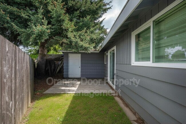 Building Photo - 28614 46th Ave South