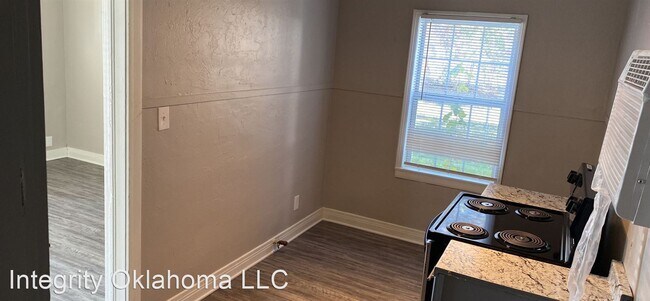 Building Photo - 2 br, 1 bath House - 1209 NW 94th Street