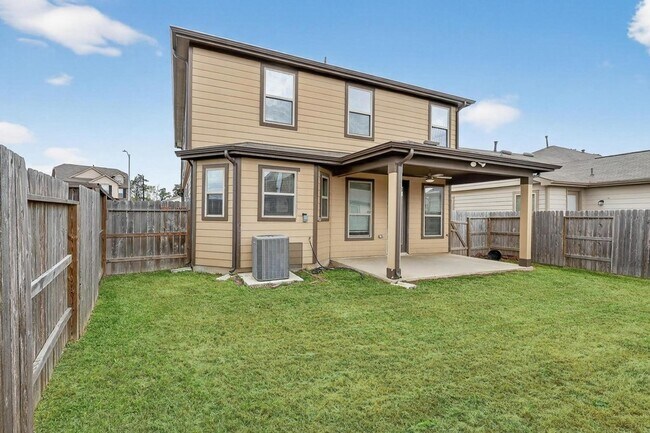 Building Photo - 3322 Nila Crk Dr