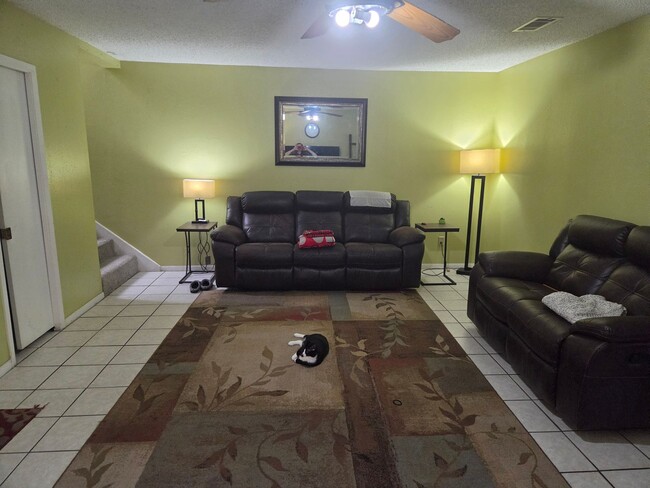 Building Photo - 8716 Clearbrook Trail