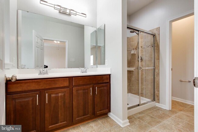 Building Photo - 7599 Taunton Ct