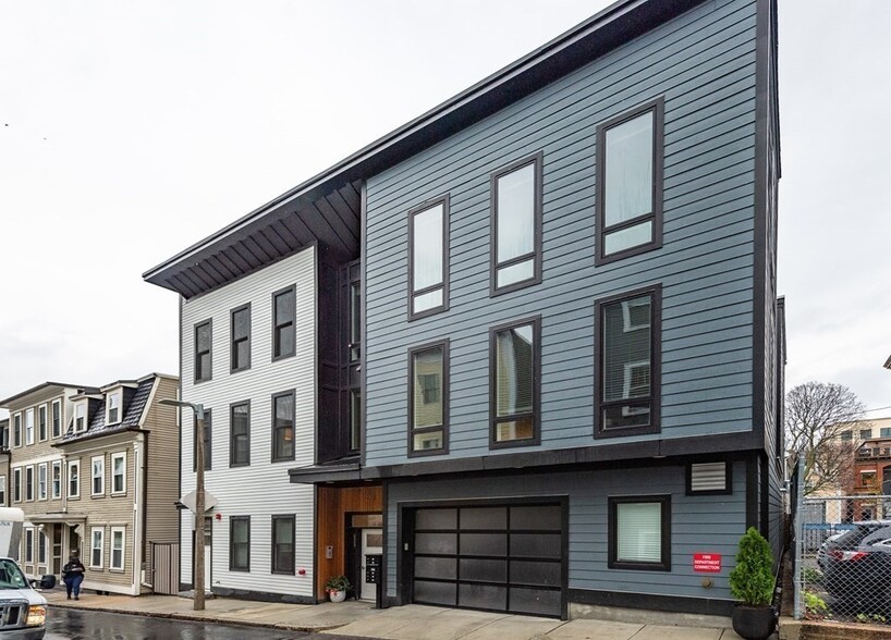 Building Photo - 280 Gold St