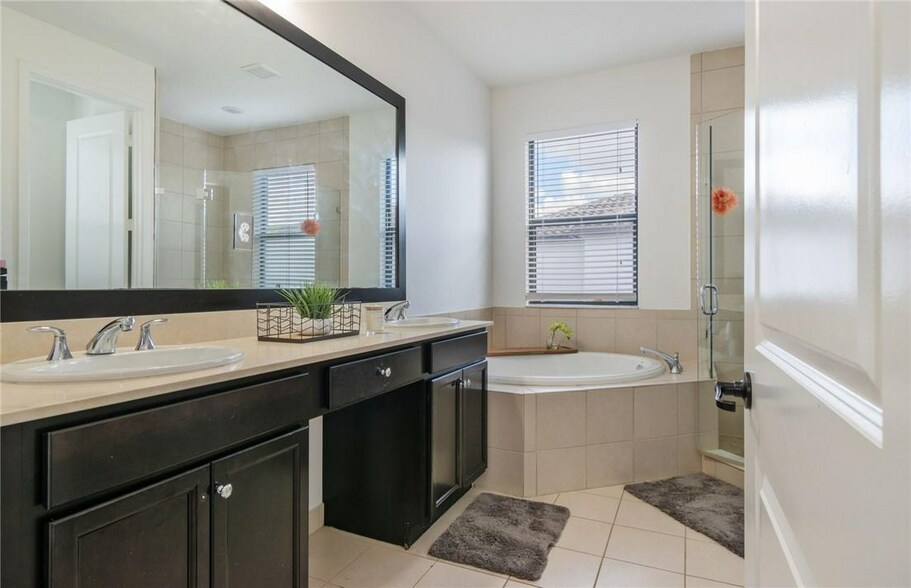 Building Photo - 9865 W 34th Ct