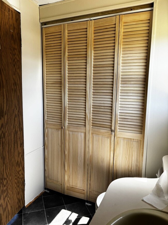 Building Photo - 499 Tanzman Rd