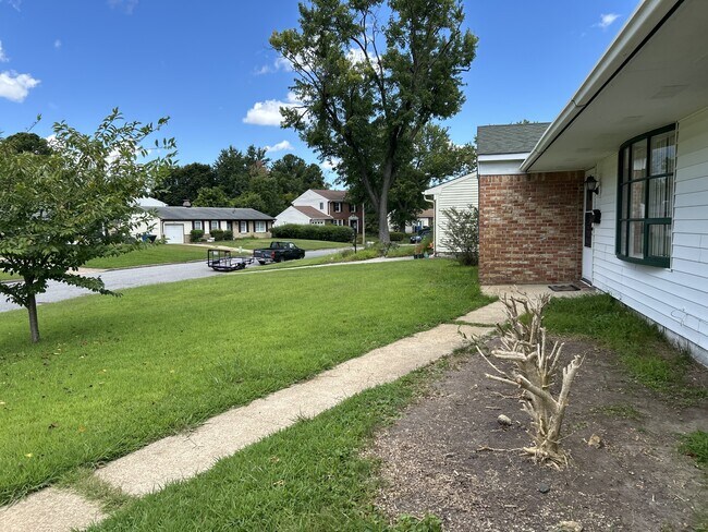 Building Photo - 3841 Forrester Ln