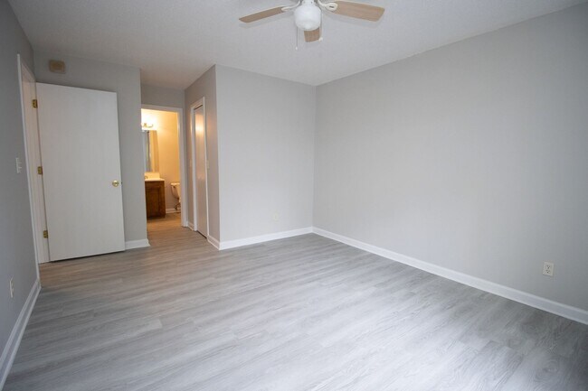 Building Photo - Charming 2-Bedroom, 2-Bath Home in Village...