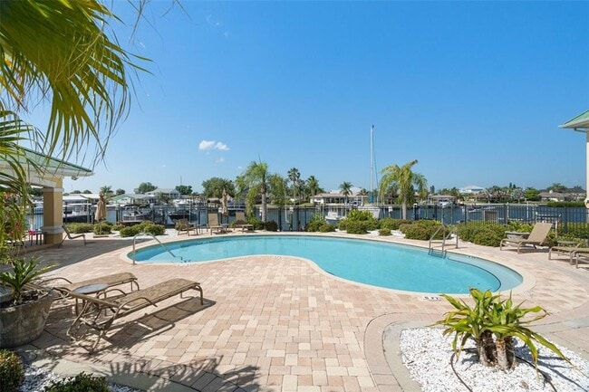 Building Photo - 6420 Sunset Bay Cir