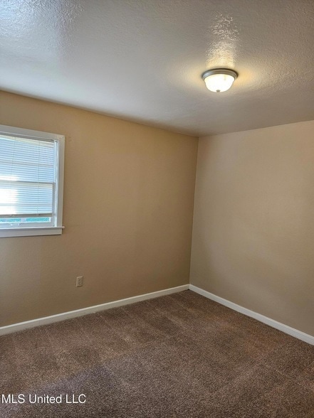 Building Photo - 3416 36th Pl