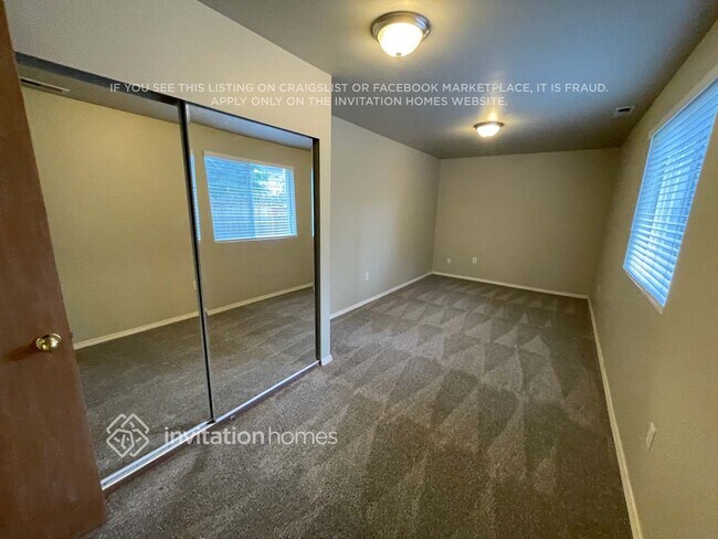 Building Photo - 1315 187th St Ct E