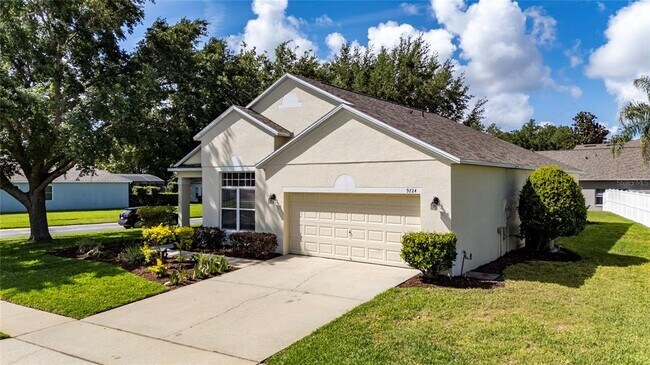 Building Photo - 9724 Myrtle Creek Ln