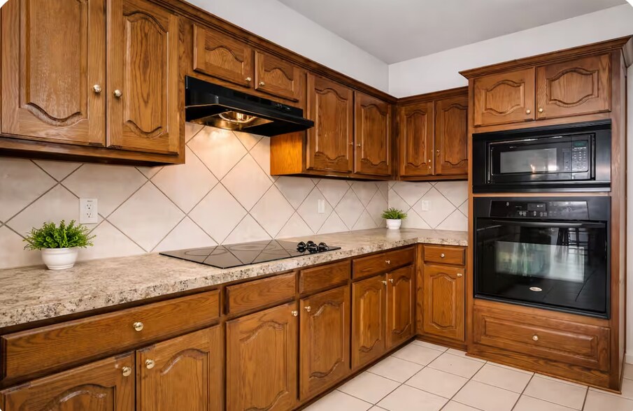 Building Photo - 3209 Silver Springs Way