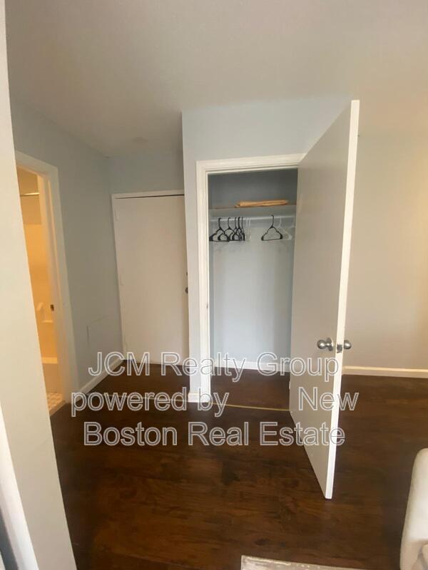 Building Photo - 56 Johnson St