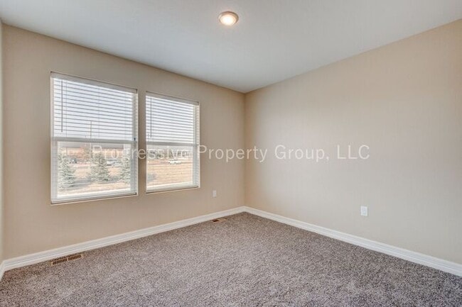 Building Photo - Live in Style! 3-Bed Northgate Villa w/ Views – 50% Off First Month!