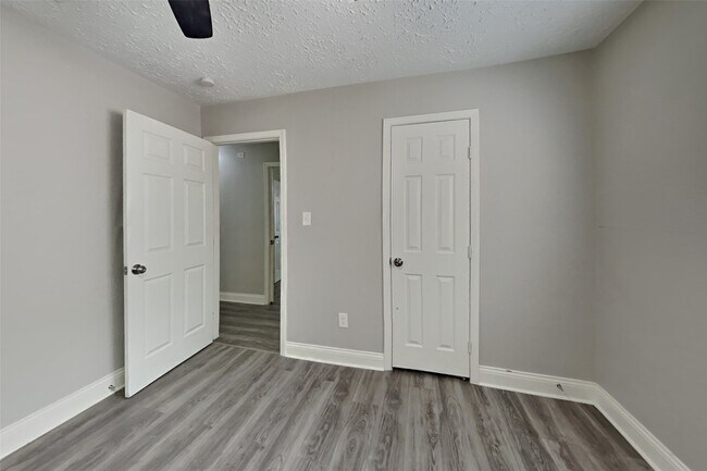 Building Photo - 12706 Pantano Drive